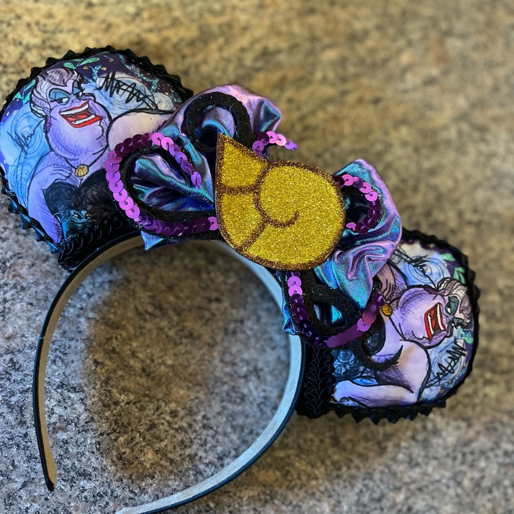 Ursula Themed Headband with Gold Shell